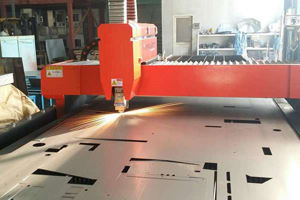 使用激光切割机精密度明显提升-开云体育官方网站-开云app(中国)一站式服务平台
